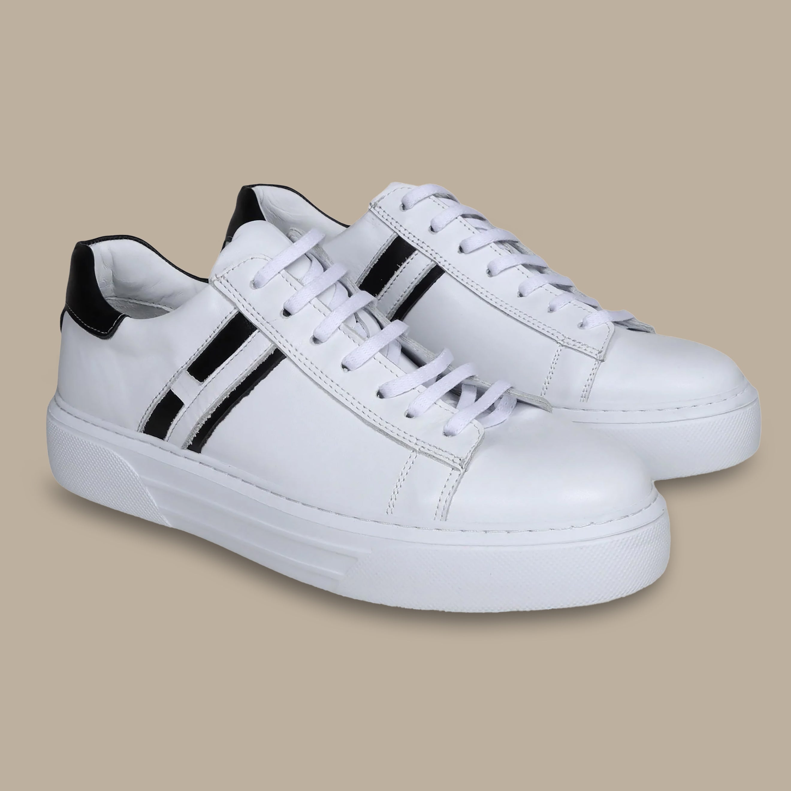 Shoes Sneakers Alexander Details | White