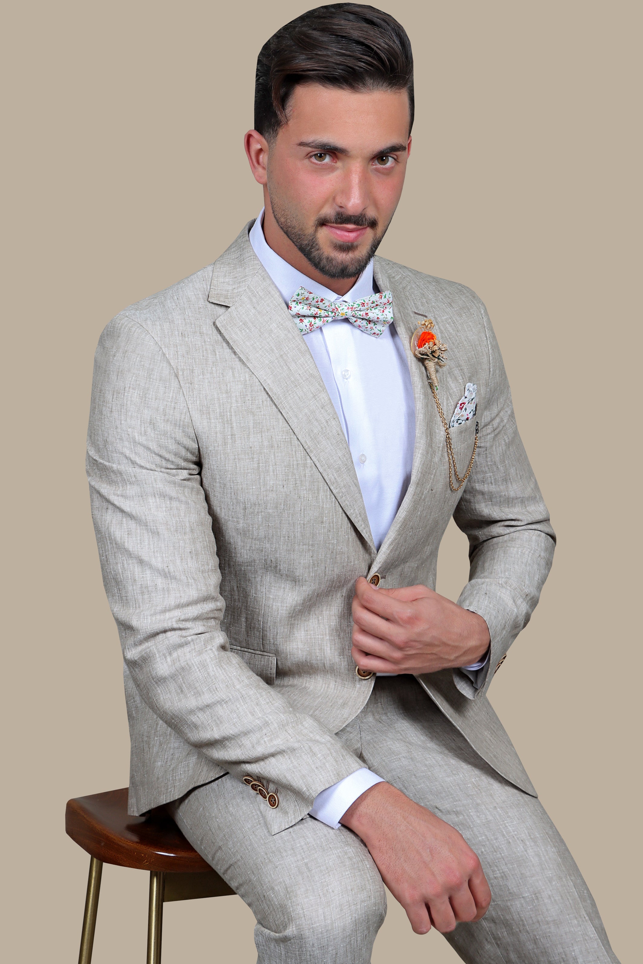 Beige Bliss: Linen Suit Perfection