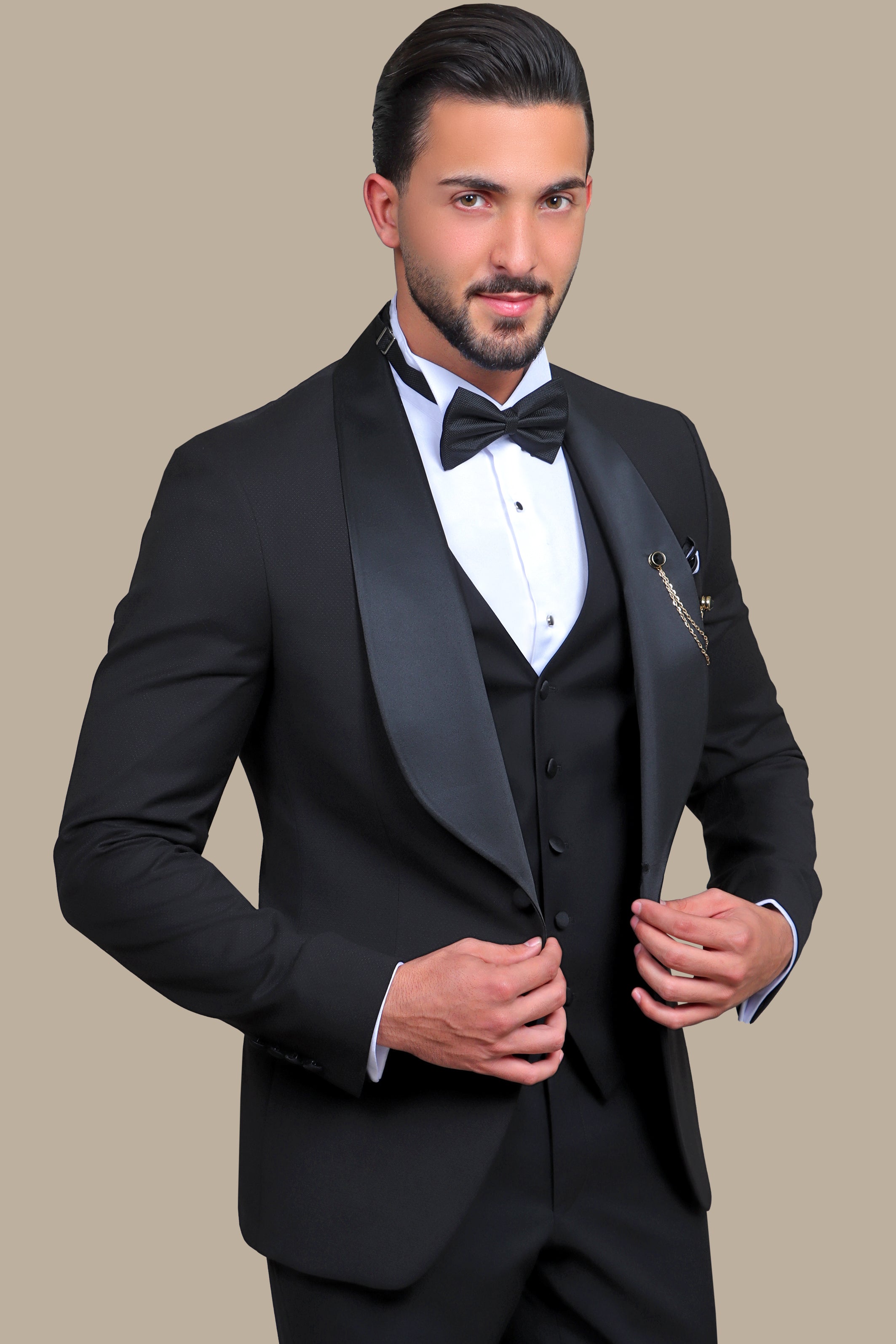 Sophisticated Elegance: Black Wide Shawl Collar Tuxedo for Timeless Style