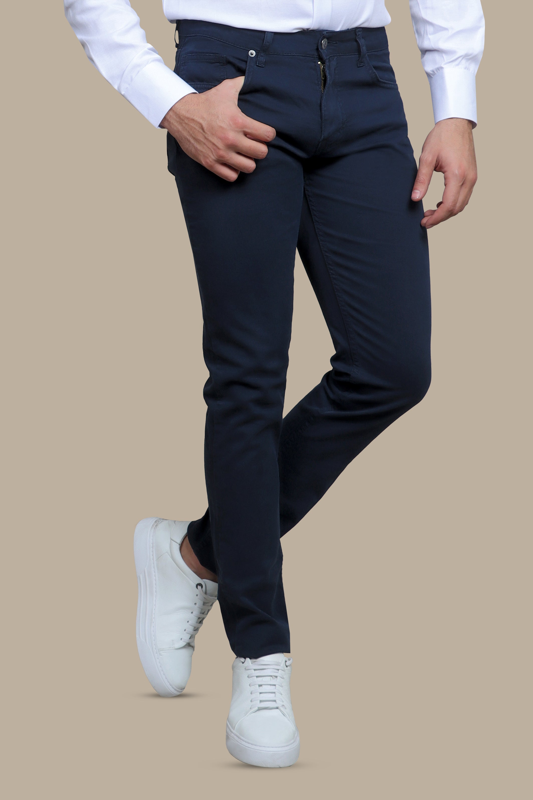 Classic Elegance: 5-Pocket Oxford Pants in Navy Hues