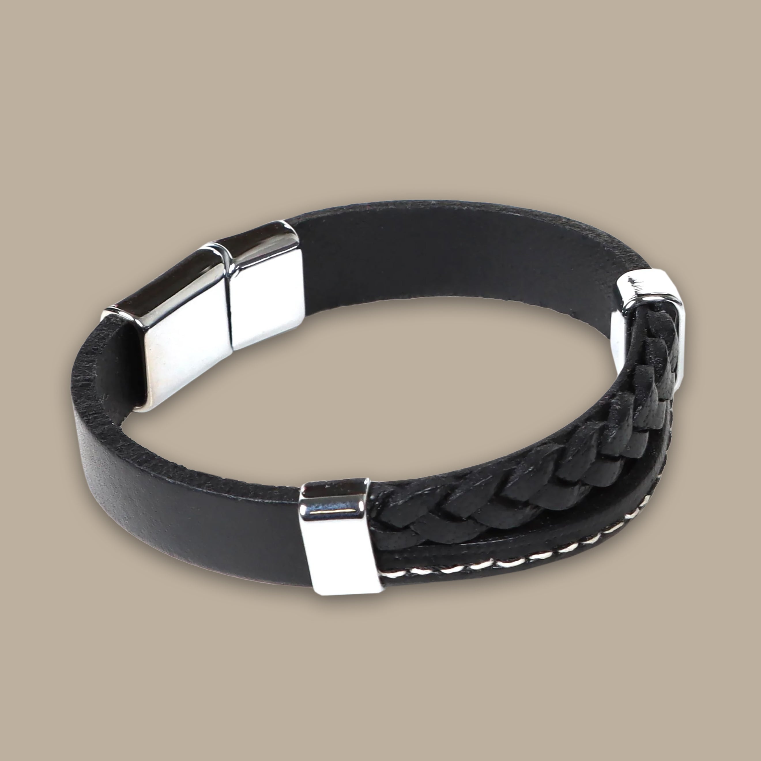 Bracelet Braided & Stiches | Black