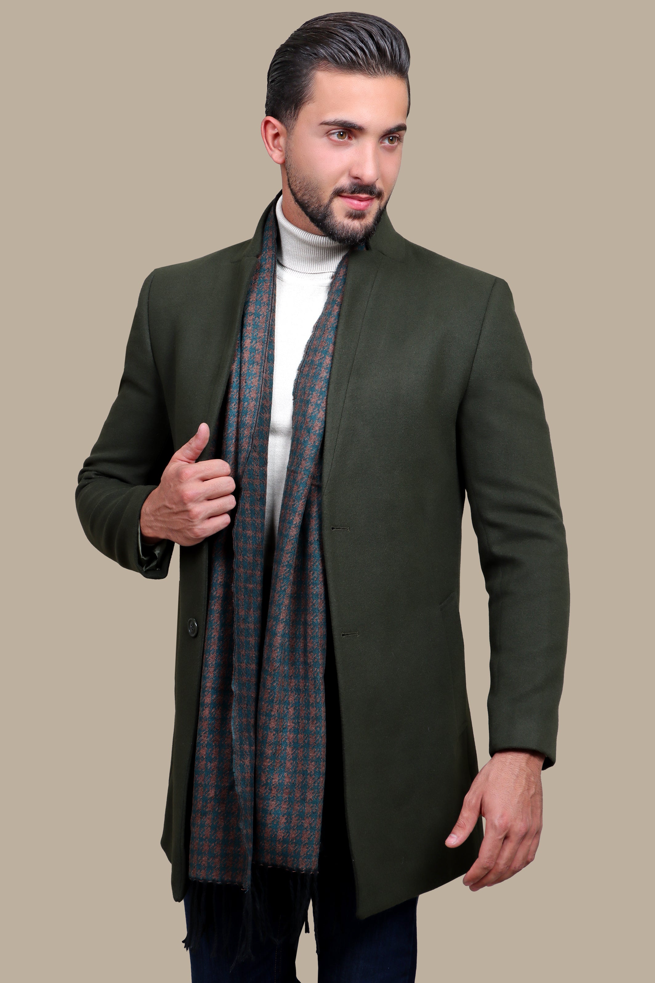 Khaki Classic: Embrace Timeless Style with the Coat Col Mao in Basic Khaki