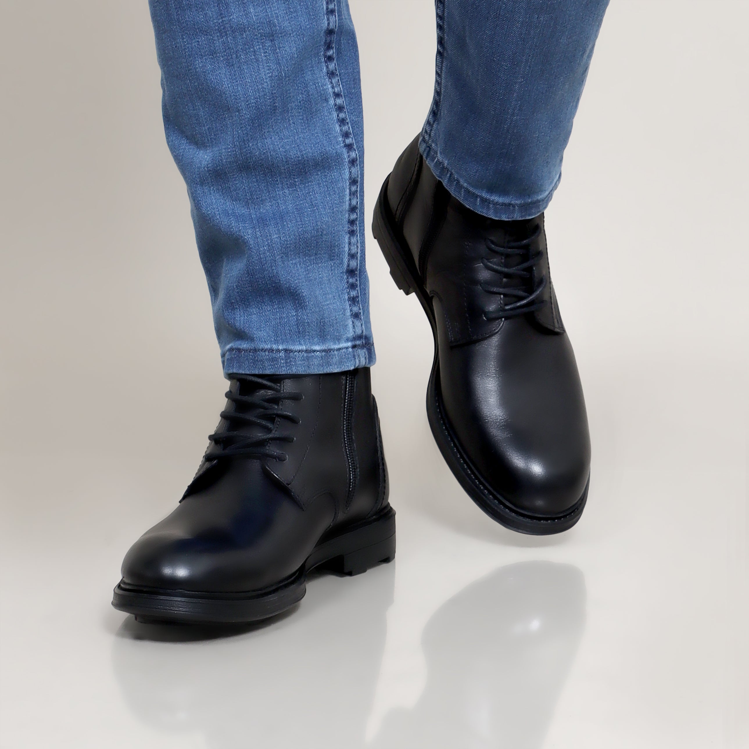 Shoes Classic Boot Plain | Black