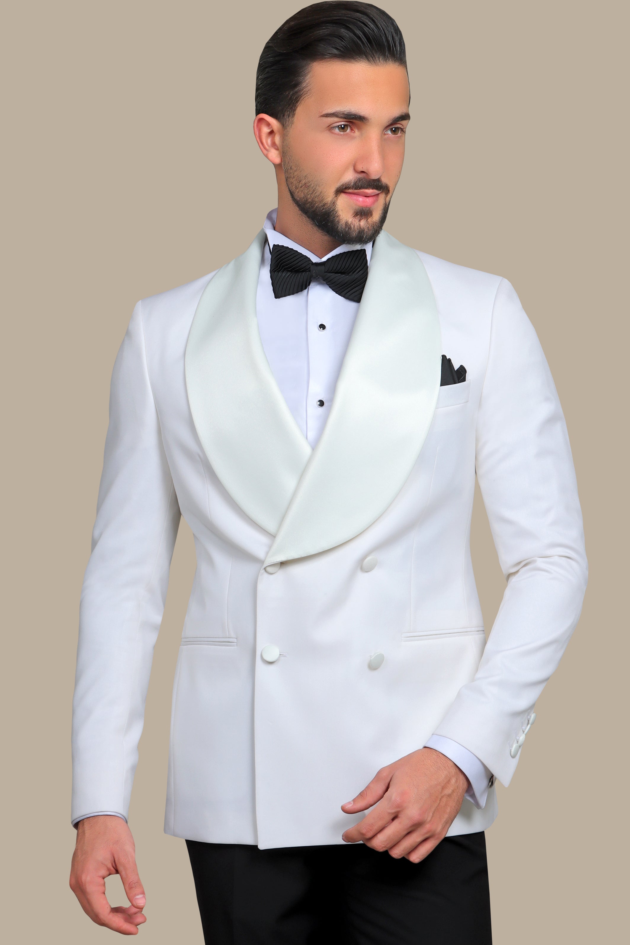 Timeless Sophistication: Off-White Tuxedo with Wide Shawl Collar
