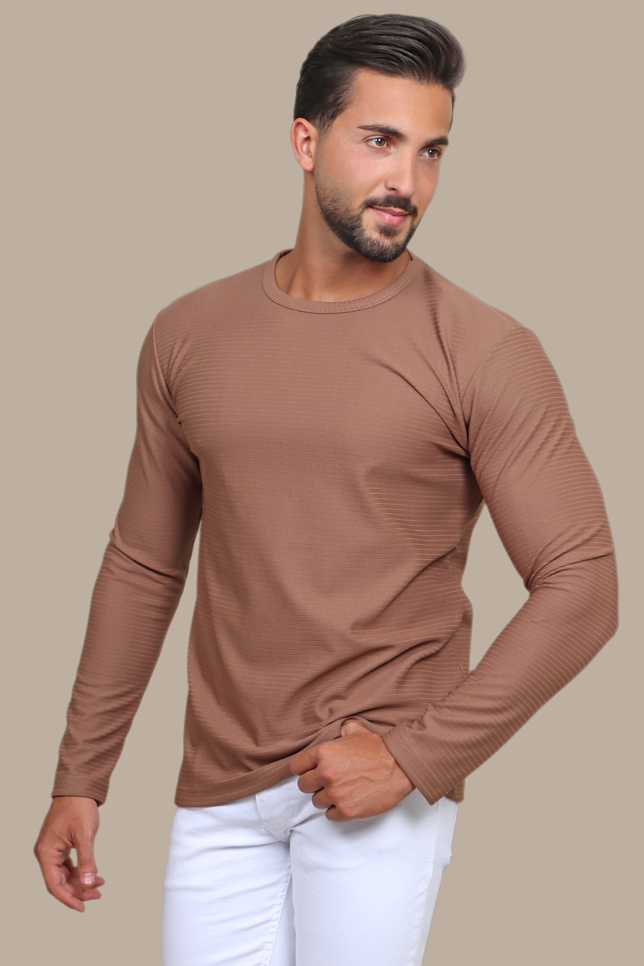 Cozy Brown Ribbed Round Neck Sweater: A Structured Wardrobe Staple